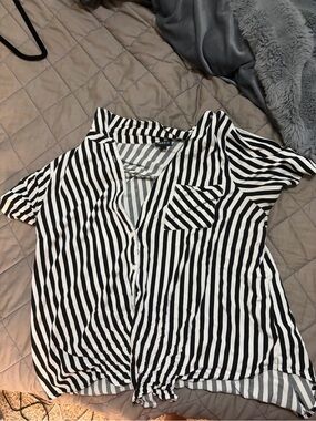 torrid Black & White Striped Tie-Front Blouse